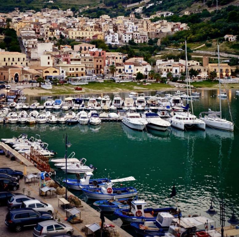 Casa Marte Appartement Castellammare del Golfo Buitenkant foto